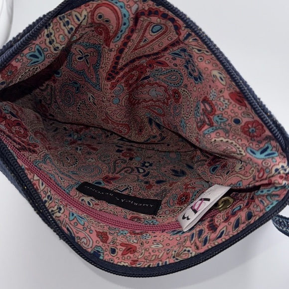 A&B AMERICA & BEYOND G PERSONALIZED INITIAL EMBELLISHED WRISTLET POUCH (Blue) - Picture 13 of 16